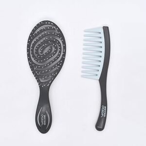 BETER - Ocean Hair Brush and Comb Set - Eco-Friendly Detangling Kit for Wet Hair - Made from Recycled Plastic - Essential Haircare Tools - For Smooth and Stylish Hair